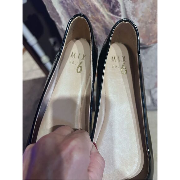 Mix No. 6 Dayley1 Faux Patent Leather Black Ballet Flats Size 8 - Picture 10 of 10